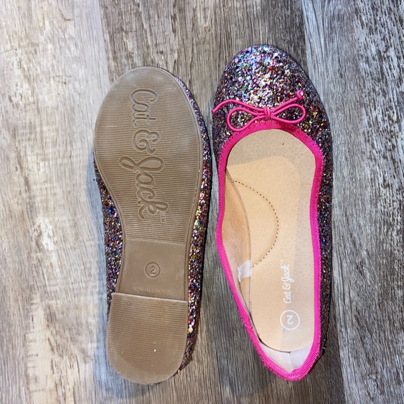 Cat & Jack glitter slip on shoes size 2 - Picture 3 of 4